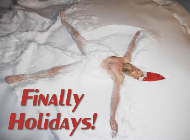 Photo of a half-naked Santa Claus thrown in the snow, all relaxed, expressing the added text well: Finally the holidays. The Christmas season has arrived with the long-awaited holidays to rest a little